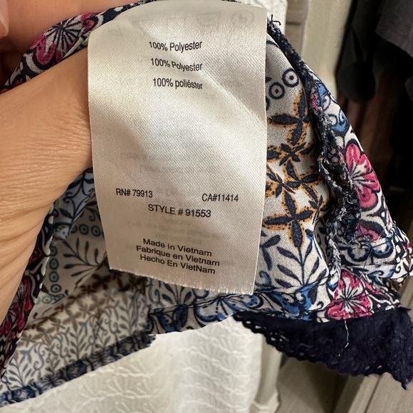 Sheer maternity beach cover up - Picture 2 of 5